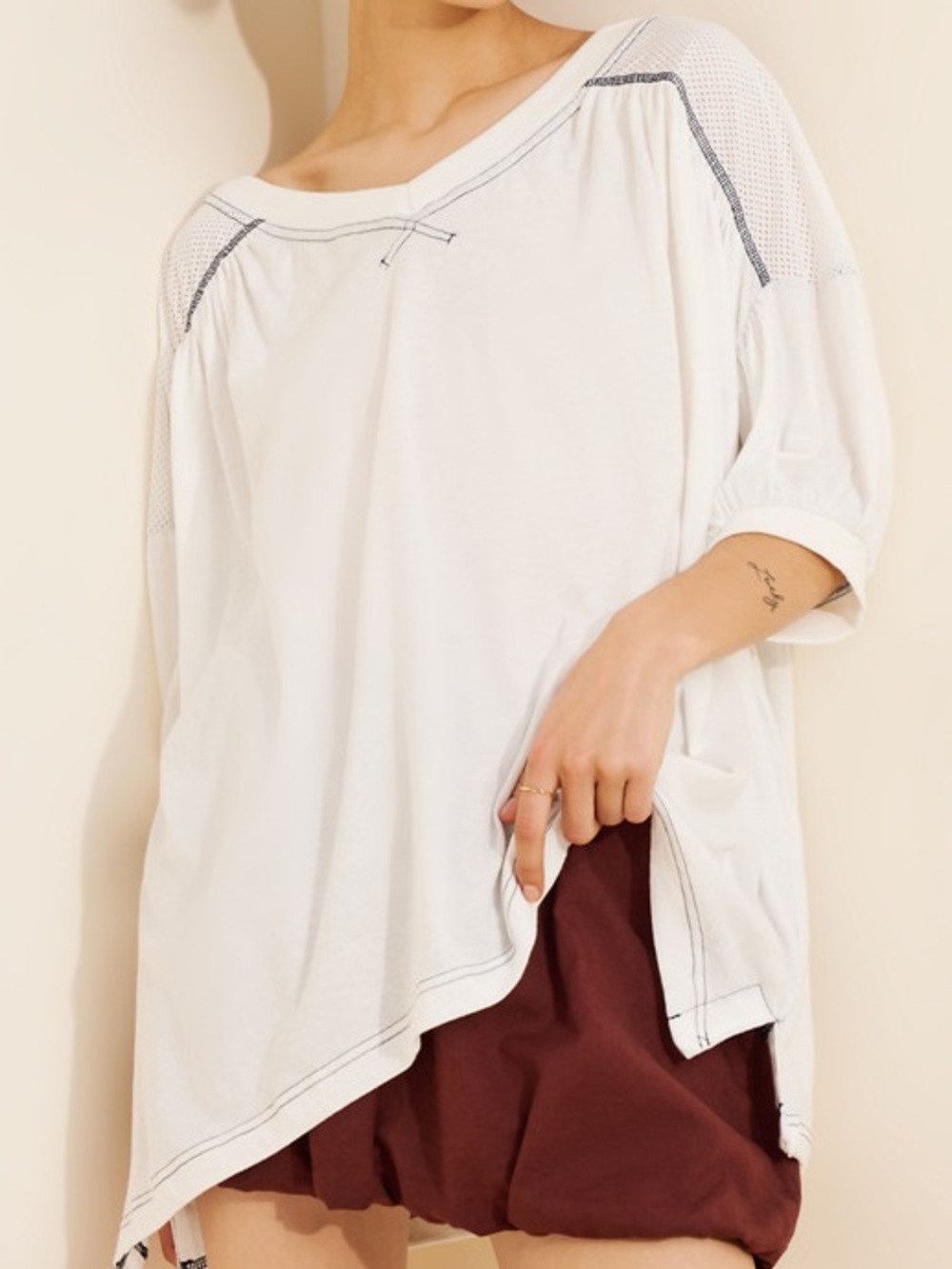 Relaxed White Women's Lightweight Scoop Neck Top